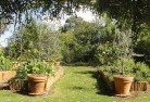 Little Pelicanformal-gardens-2.jpg; ?>